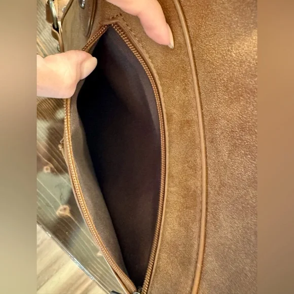 American Bling‎ by Montana West Tan Studded Conceal Carry Tote Bag - Picture 4 of 10